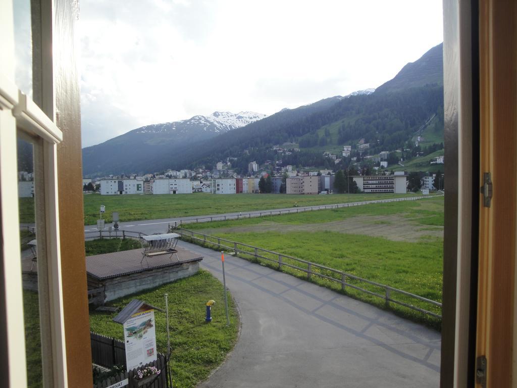 Hotel Pension Hof Zur Stilli Davos Zimmer foto